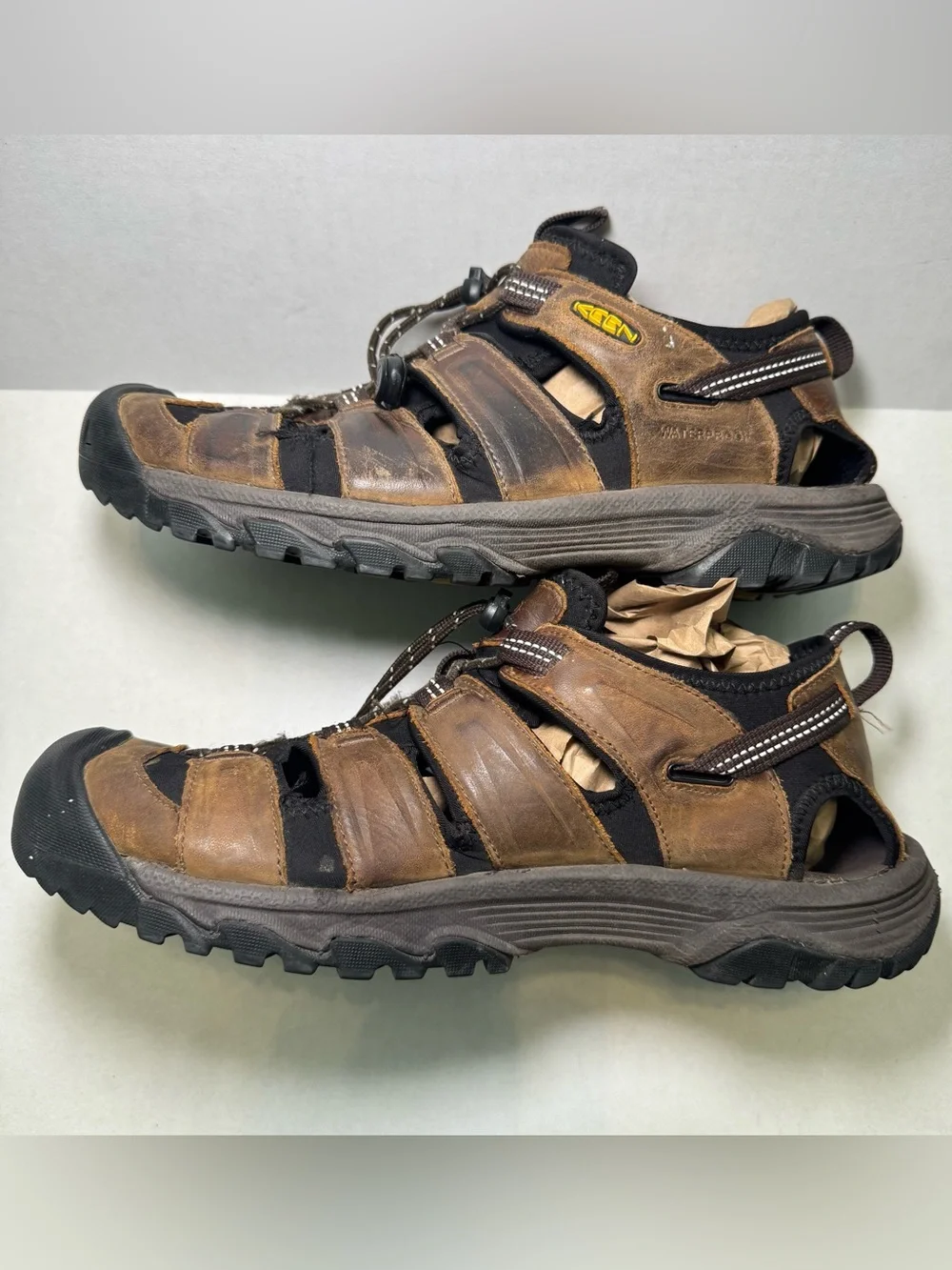 KEEN Waterproof Leather Hiking Sandals Men’s Size 10 Brown Outdoor Trail Shoes
